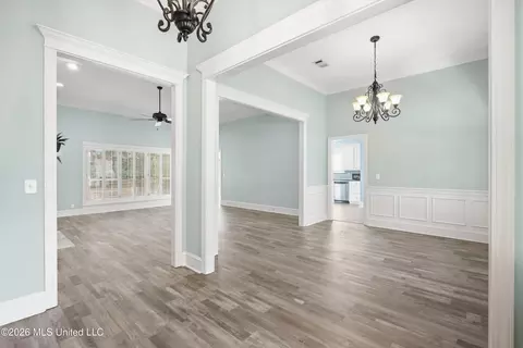 Entry Way - 436 Ridge Cir, Brandon, MS 39047 photo 1 of 3