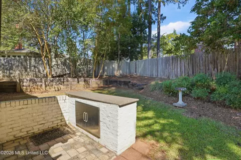 Exterior - 436 Ridge Cir, Brandon, MS 39047 photo 8 of 8