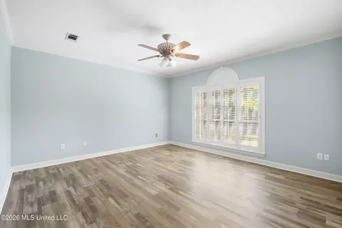 Living - 436 Ridge Cir, Brandon, MS 39047 photo 7 of 7