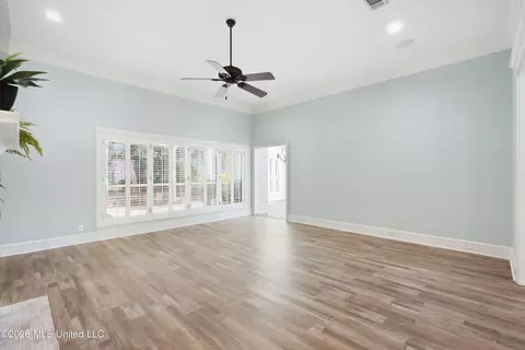 Living - 436 Ridge Cir, Brandon, MS 39047 photo 1 of 7