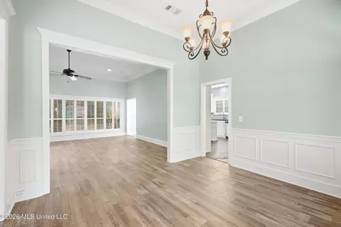 Entry Way - 436 Ridge Cir, Brandon, MS 39047 photo 2 of 3