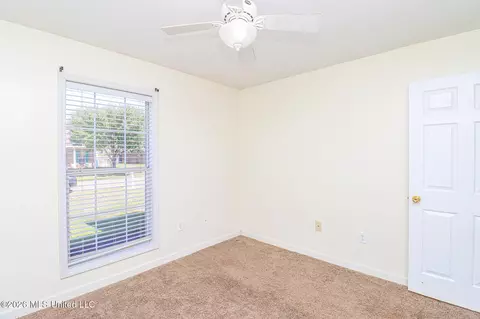 Bedroom - 632 Post Oak Pl, Pearl, MS 39208 photo 3 of 8