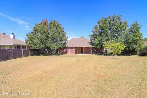 Exterior - 632 Post Oak Pl, Pearl, MS 39208 photo 4 of 7