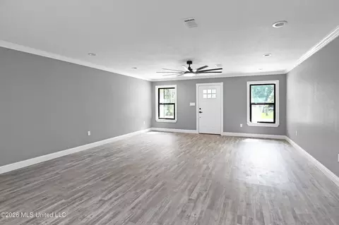 Living - 3505 E Ryland Rd, Moss Point, MS 39562 photo 2 of 2