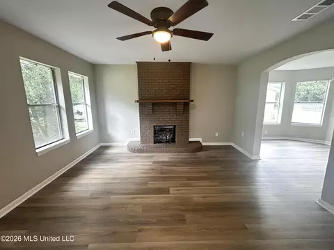 Living - 3921 Wembley Ave, Moss Point, MS 39563 photo 1 of 3