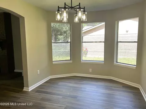 Living - 3921 Wembley Ave, Moss Point, MS 39563 photo 3 of 3