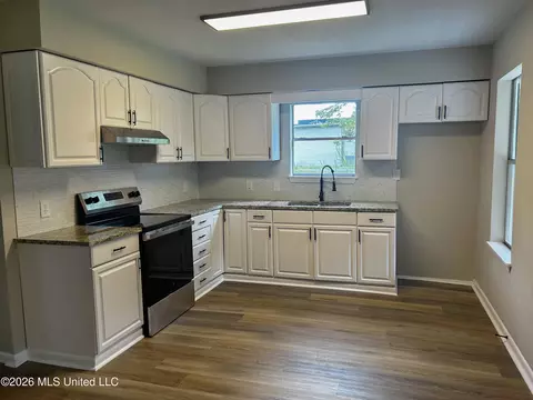 Kitchen - 3921 Wembley Ave, Moss Point, MS 39563 photo 1 of 1