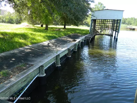 1346 Poki Pl, Diamondhead, MS 39525 photo 10