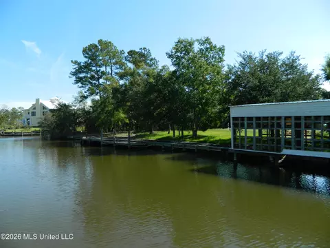 1346 Poki Pl, Diamondhead, MS 39525 photo 16