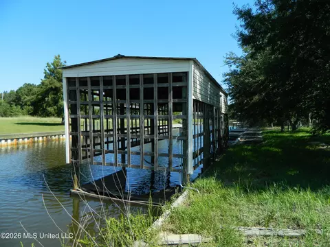 1346 Poki Pl, Diamondhead, MS 39525 photo 14