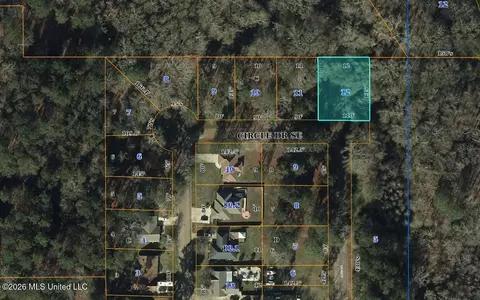 SE Circle Drive, Magee, MS 39111 photo 2