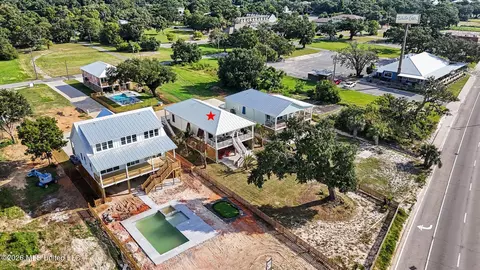 Other - 534 Beach Dr, Gulfport, MS 39507 photo 8 of 11