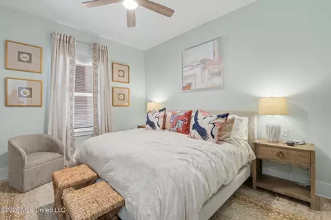Bedroom - 534 Beach Dr, Gulfport, MS 39507 photo 3 of 5