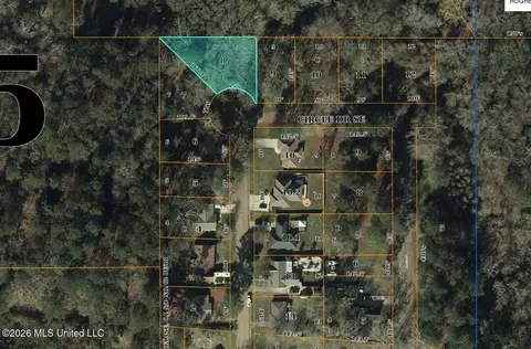 SE Circle Drive, Magee, MS 39111 photo 2