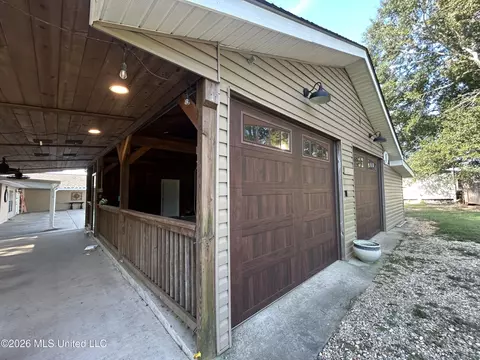 Exterior - 1113 Highway 98, Mccomb, MS 39648 photo 9 of 15