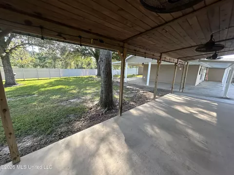 Exterior - 1113 Highway 98, Mccomb, MS 39648 photo 13 of 15