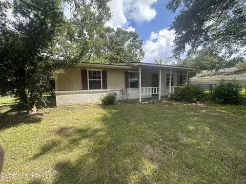 4603 New Hope Ave, Pascagoula, MS 39581