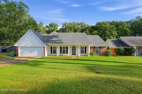 1936 Lincolnshire Blvd, Ridgeland, MS 39157