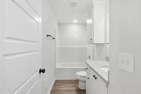 Entry Way - 533 Stone Brook Pl, Brandon, MS 39042 photo 2 of 2
