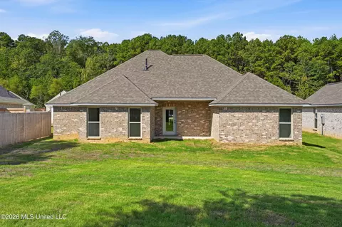 Exterior - 533 Stone Brook Pl, Brandon, MS 39042 photo 1 of 4