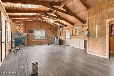 Other - 512 Oakview, Como, MS 38619 photo 1 of 5