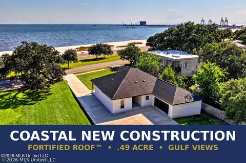 1416 E Beach Blvd, Gulfport, MS 39501