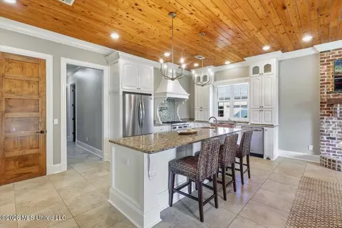 Kitchen - 104 Bristol Cv, Madison, MS 39110 photo 1 of 3