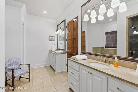 Bath - 104 Bristol Cv, Madison, MS 39110 photo 1 of 3