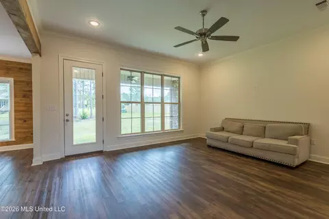 Living - 8 Silverstone, Petal, MS 39465 photo 1 of 4