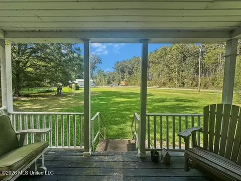 365 Thomasville Rd, Florence, MS 39073 photo 7