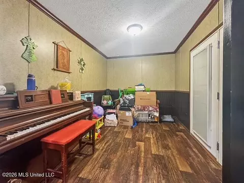 365 Thomasville Rd, Florence, MS 39073 photo 6