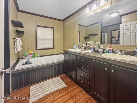 365 Thomasville Rd, Florence, MS 39073 photo 5