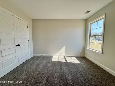 Bedroom - 2107 Legacy Ln, Hernando, MS 38632 photo 4 of 6