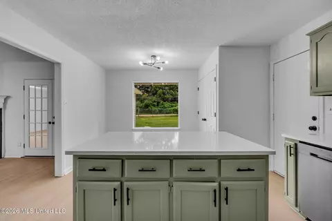 Other - 6972 Fox Briar Cv, Walls, MS 38680 photo 1 of 6