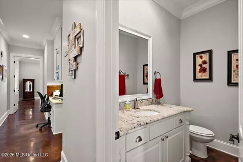 Entry Way - 317 Northaven Dr, Jackson, MS 39209 photo 3 of 5