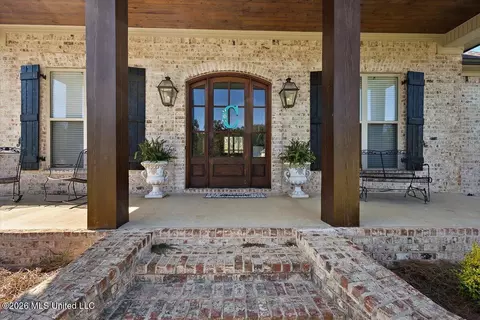 Exterior - 317 Northaven Dr, Jackson, MS 39209 photo 6 of 15
