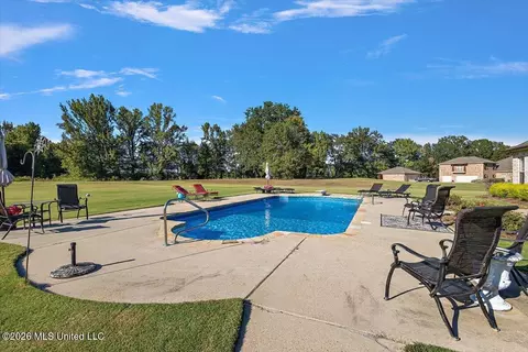 Exterior - 317 Northaven Dr, Jackson, MS 39209 photo 9 of 15
