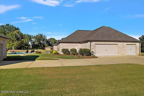 Exterior - 317 Northaven Dr, Jackson, MS 39209 photo 12 of 15