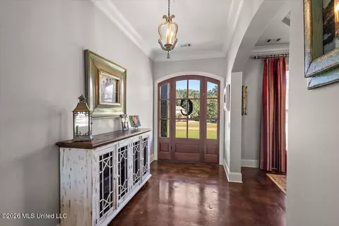 Entry Way - 317 Northaven Dr, Jackson, MS 39209 photo 1 of 5