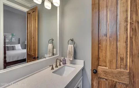 Bath - 103 Ridgetop Cir, Flowood, MS 39232 photo 10 of 10