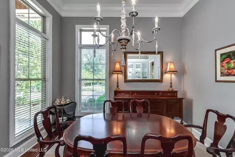 Dining - 103 Ridgetop Cir, Flowood, MS 39232 photo 2 of 4