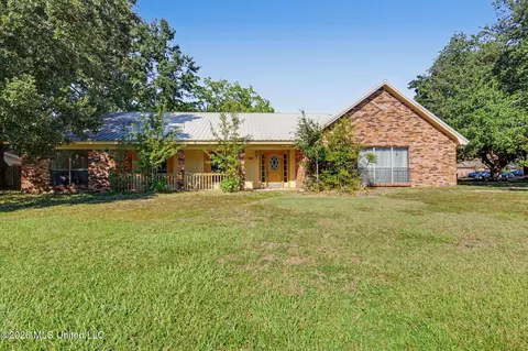 1700 Aubin Blvd, Gautier, MS 39553