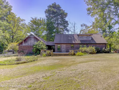 Exterior - 103 Wickstead Dr, Clinton, MS 39056 photo 7 of 7