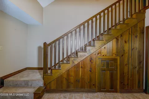 Entry Way - 103 Wickstead Dr, Clinton, MS 39056 photo 2 of 3