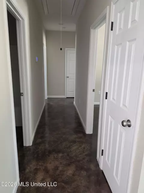 Entry Way - 127 Ridge Rd, Sarah, MS 38665 photo 1 of 2