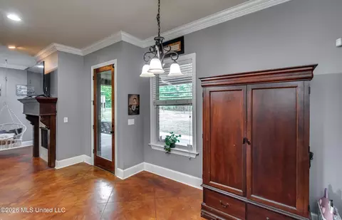 Entry Way - 143 Glen Arbor Ct, Brandon, MS 39042 photo 6 of 8