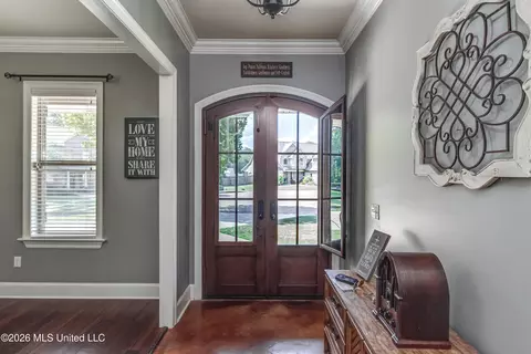 Entry Way - 143 Glen Arbor Ct, Brandon, MS 39042 photo 2 of 8