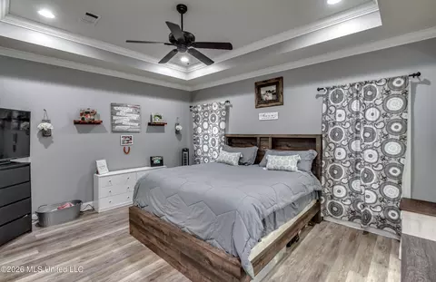 Bedroom - 143 Glen Arbor Ct, Brandon, MS 39042 photo 3 of 9