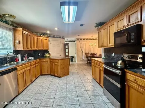 Kitchen - 1409 Matthews Rd, Gloster, MS 39638 photo 1 of 3