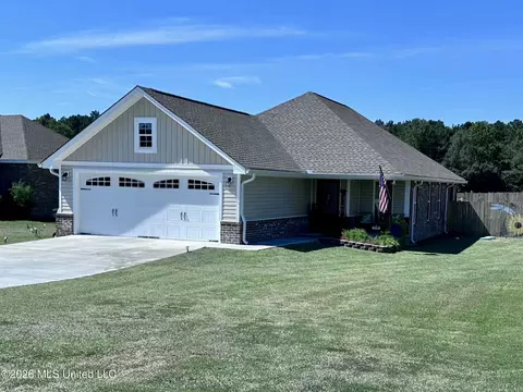 119 Foster Rd, Sumrall, MS 39482